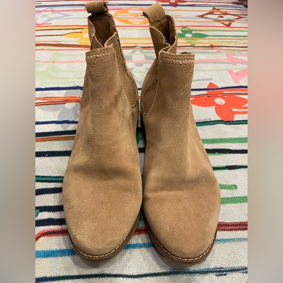 Toms Ella Pull On Chelsea Boot double elastic gore ankle suede low heel tan - Picture 3 of 6